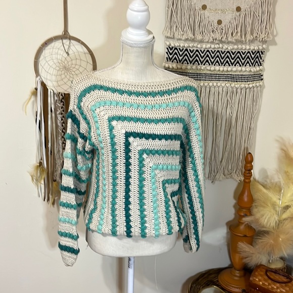Cream & Sea Green Crochet Knit Sweater Top/ Size Small - Picture 1 of 6